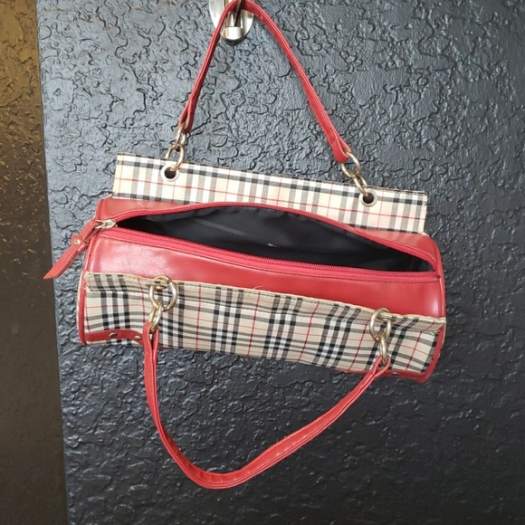 Plaid red and brown barrel shaped purse - Picture 2 of 6